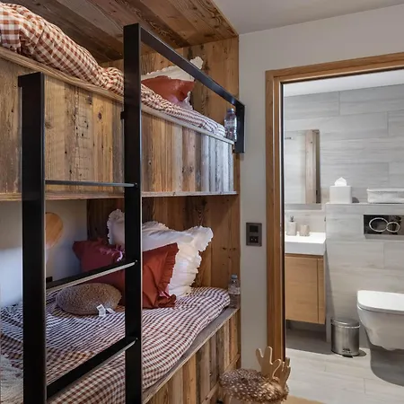 Chalet De Luxe Avec Jacuzzi Et Parking A Pour 10 Pers. - Fr-1-563-141 *